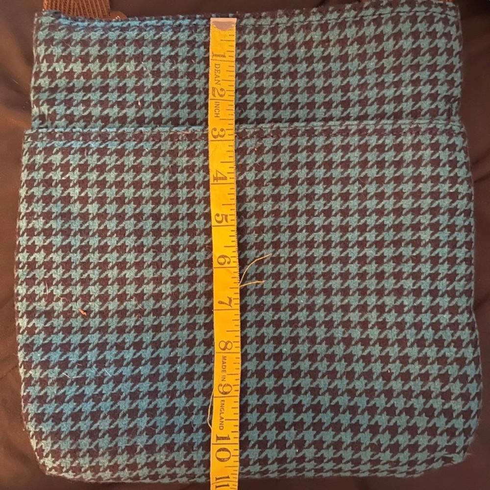 Lovely Thirty-one purse with adjustable strap - Picture 5 of 6